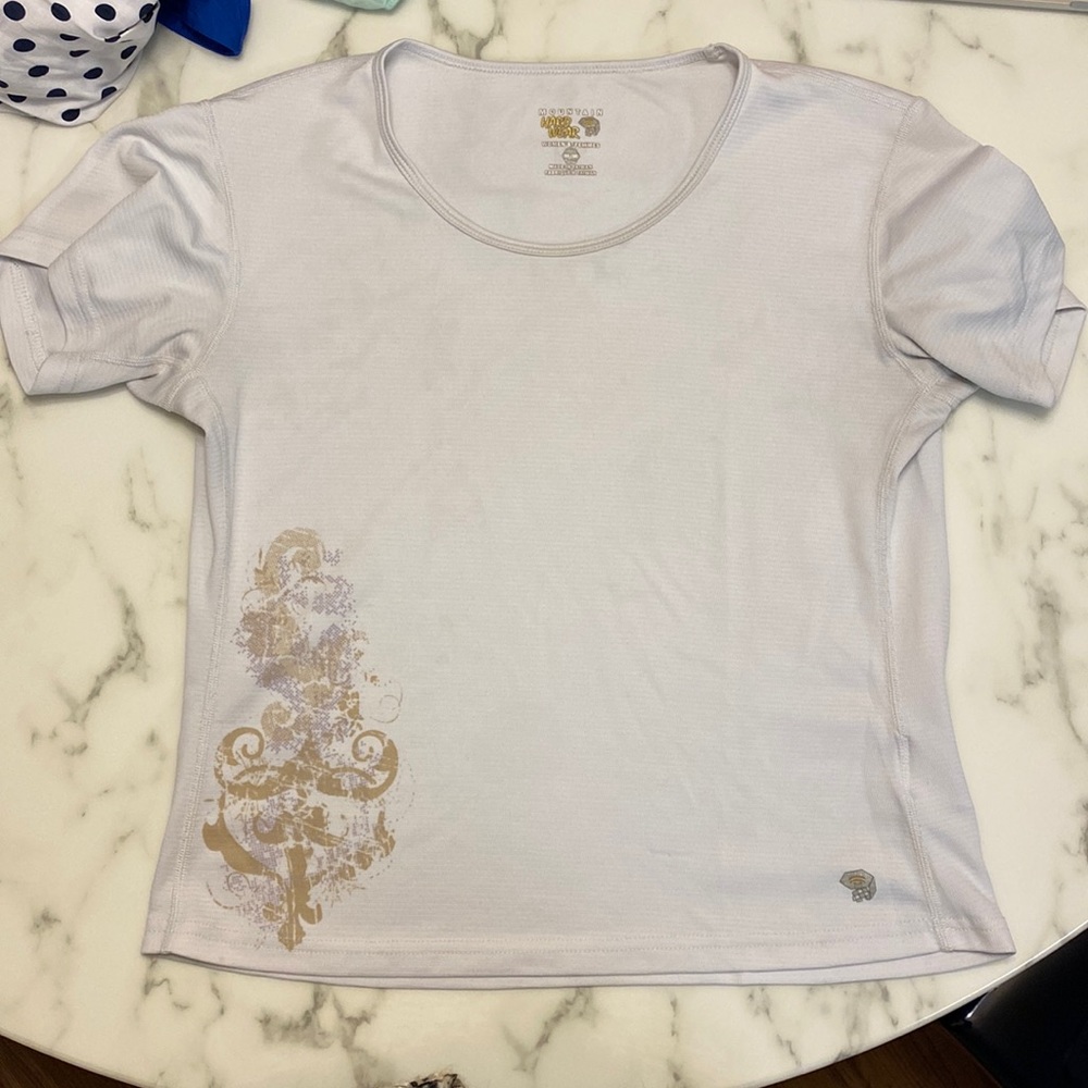 Mountain Hardwear Short Sleeve Workout Top, Size M
